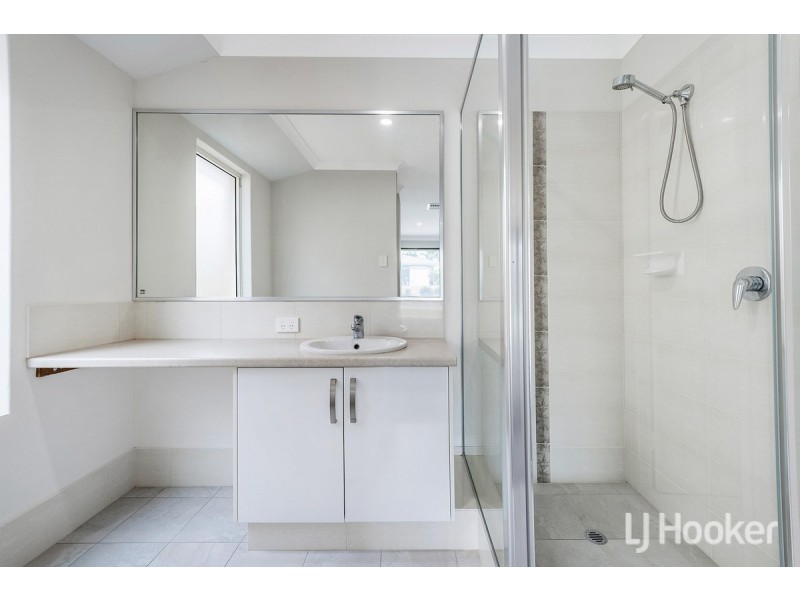 57 Pinehurst Loop, Meadow Springs WA 6210