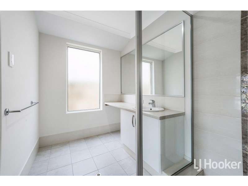 57 Pinehurst Loop, Meadow Springs WA 6210