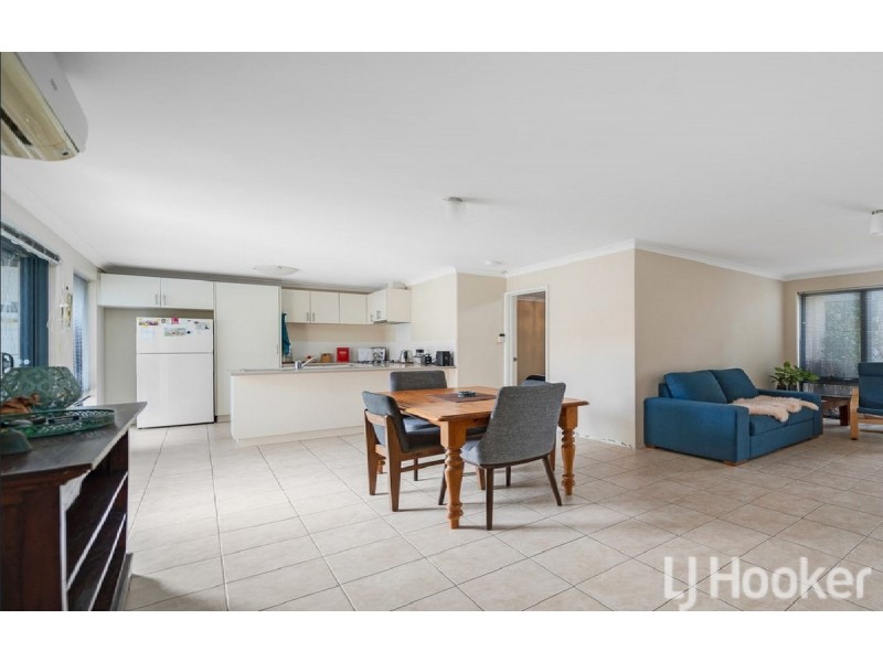 2/14 Binnar Court, Erskine WA 6210