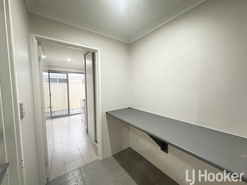 7 Arawatta Loop, Madora Bay WA 6210