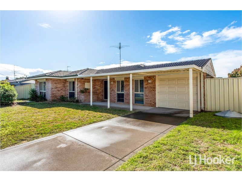 18 Dundas Place, Greenfields WA 6210