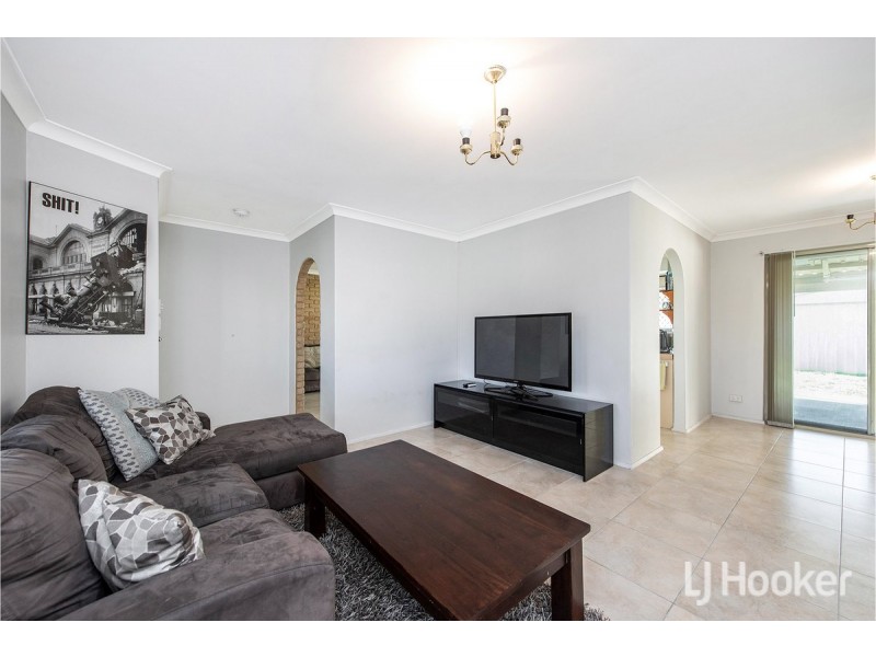 18 Dundas Place, Greenfields WA 6210