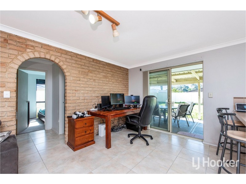 18 Dundas Place, Greenfields WA 6210