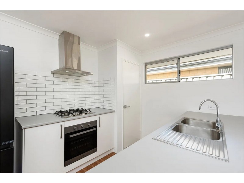 80 Bortolo Drive, Greenfields WA 6210