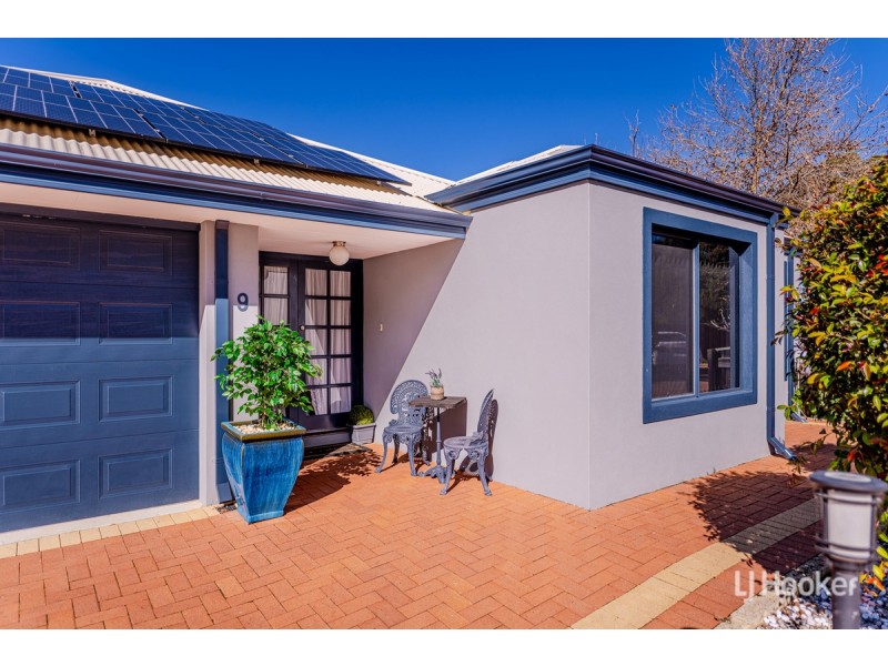 9/185 Oakmont Avenue, Meadow Springs WA 6210