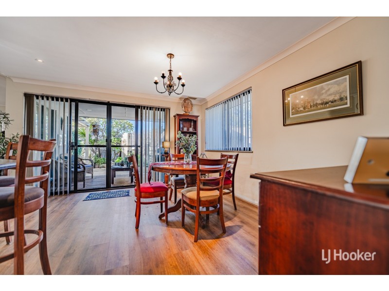 9/185 Oakmont Avenue, Meadow Springs WA 6210