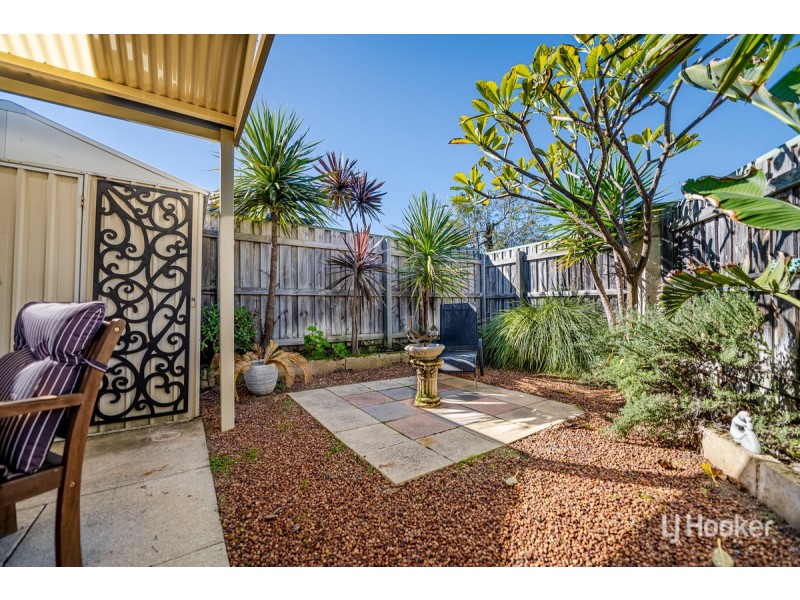 9/185 Oakmont Avenue, Meadow Springs WA 6210