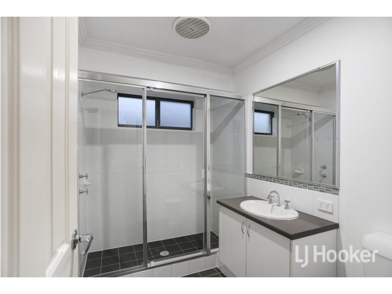 44 Carissa Turn, Halls Head WA 6210