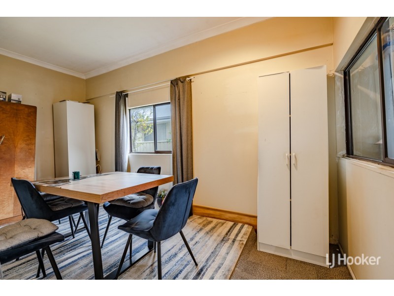 136 Banksia Terrace, South Yunderup WA 6208