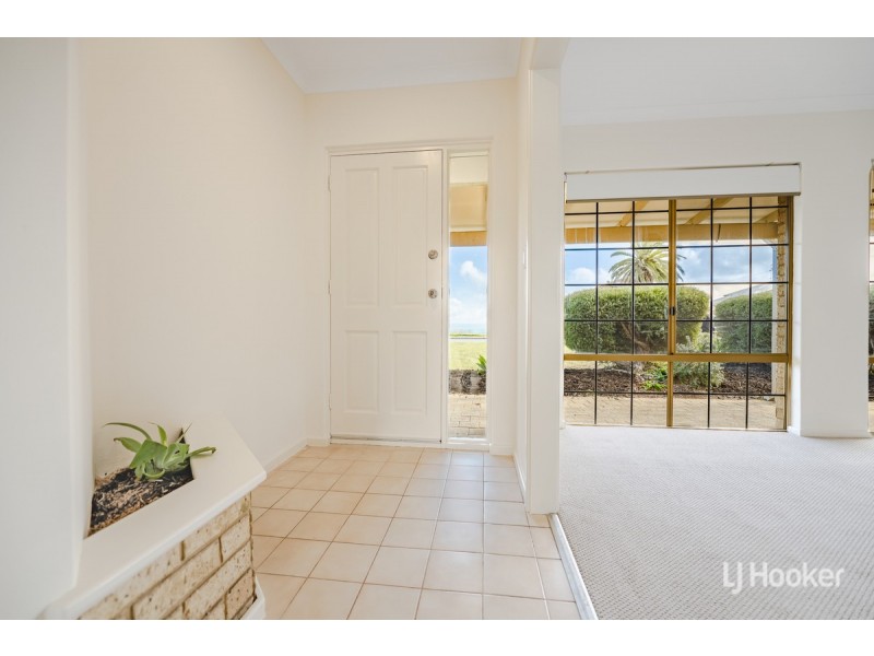 9 Orestes Street, San Remo WA 6210