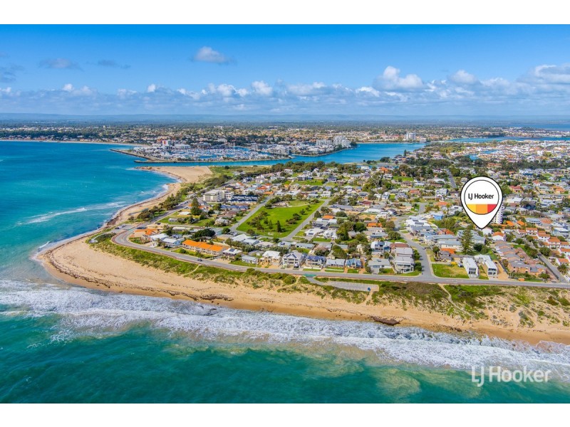 20/35B Halls Head Parade, Halls Head WA 6210