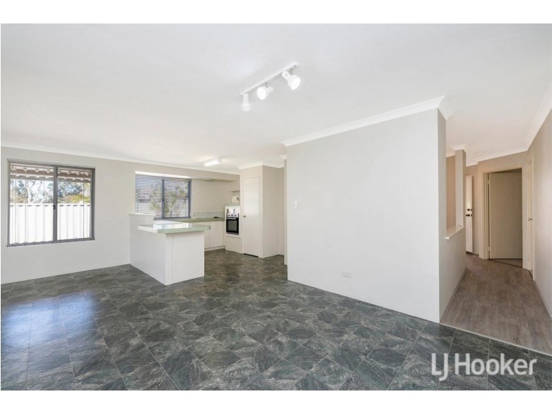 2 Monarch Place, Wannanup WA 6210