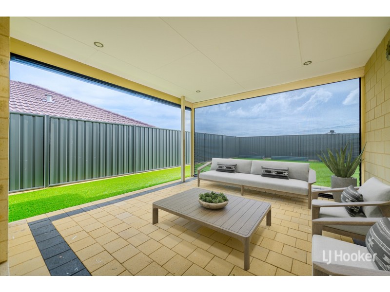 27 Moonee Street, Lakelands WA 6180