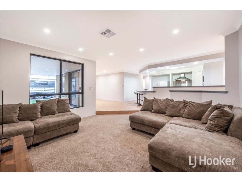 39 Mariners Cove Drive, Dudley Park WA 6210