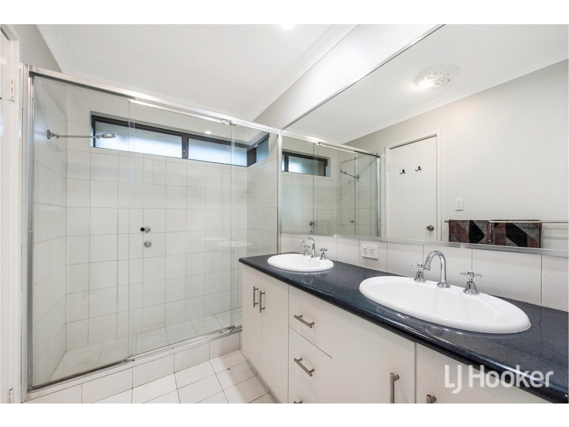 39 Mariners Cove Drive, Dudley Park WA 6210