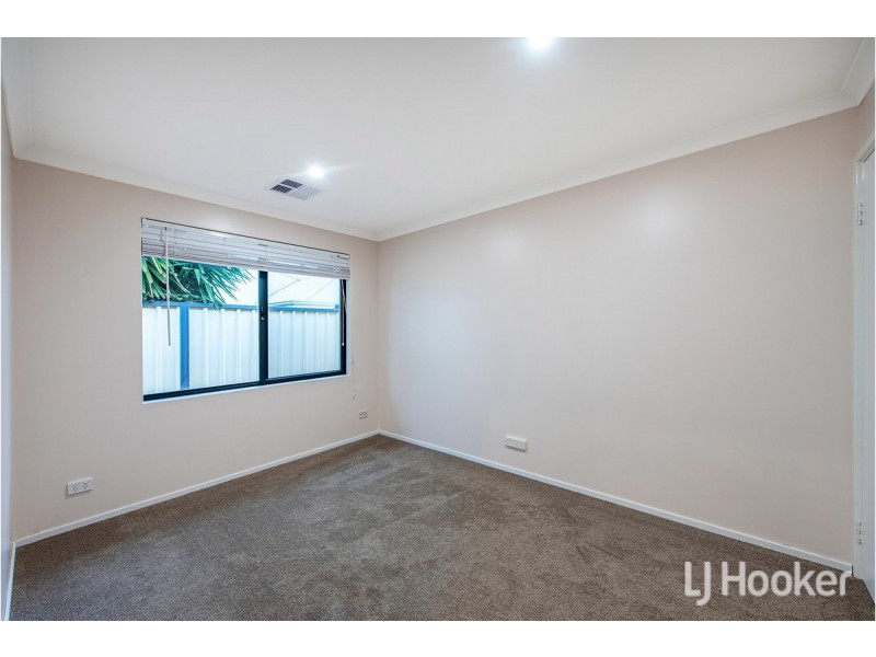 39 Mariners Cove Drive, Dudley Park WA 6210