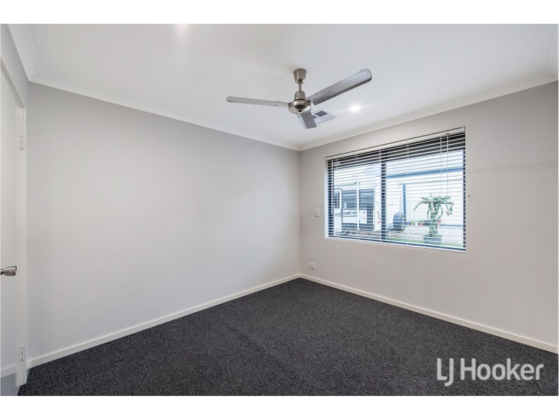 39 Mariners Cove Drive, Dudley Park WA 6210