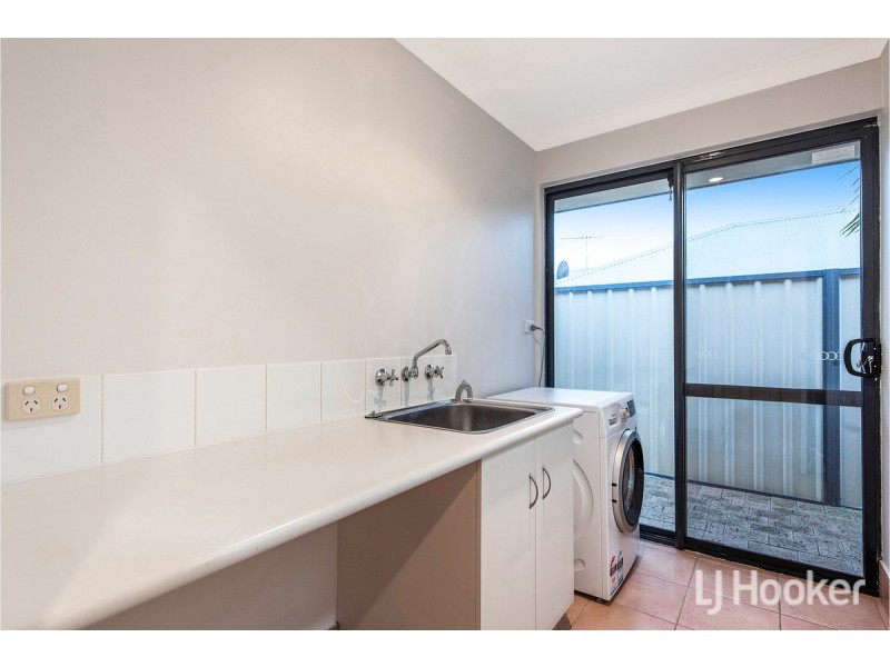 39 Mariners Cove Drive, Dudley Park WA 6210