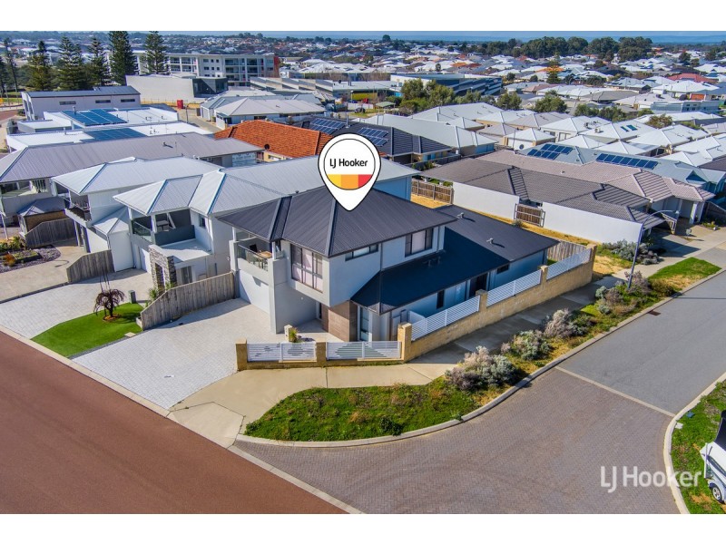 34 Acerosa Boulevard, Halls Head WA 6210