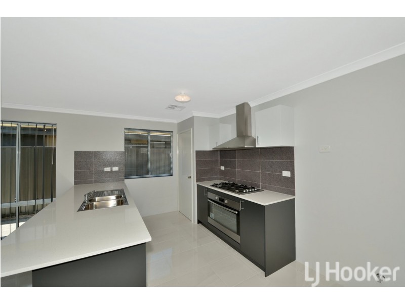 7 Scrubwren Way, Erskine WA 6210
