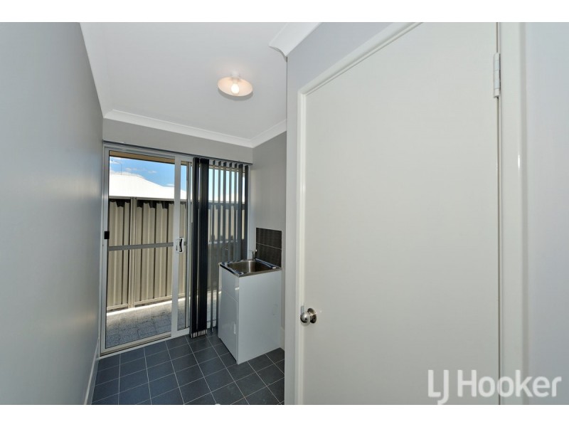 7 Scrubwren Way, Erskine WA 6210