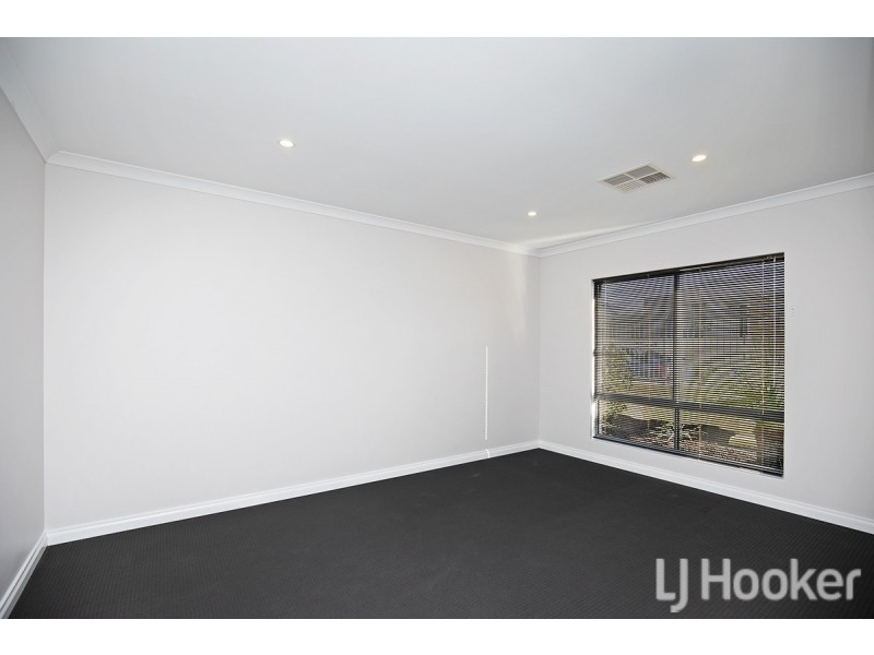 12 Anchorage Rise, Singleton WA 6175