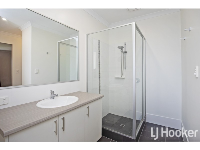 12 Anchorage Rise, Singleton WA 6175