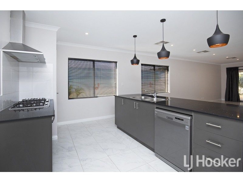 12 Anchorage Rise, Singleton WA 6175