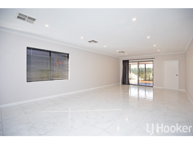 12 Anchorage Rise, Singleton WA 6175