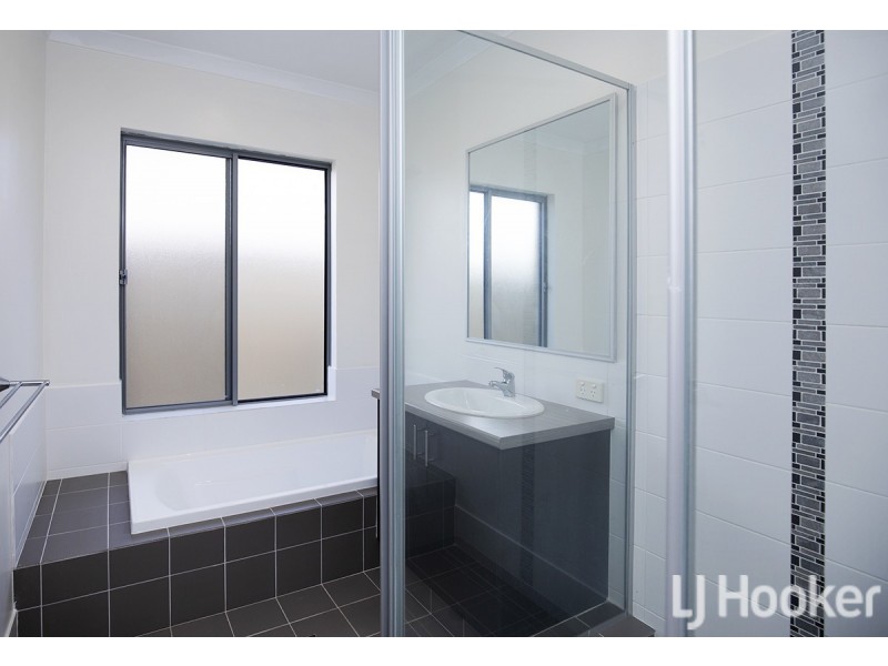 12 Anchorage Rise, Singleton WA 6175