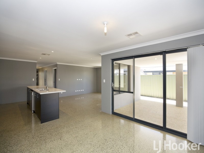 14 Bibbulmun Meander, Ravenswood WA 6208