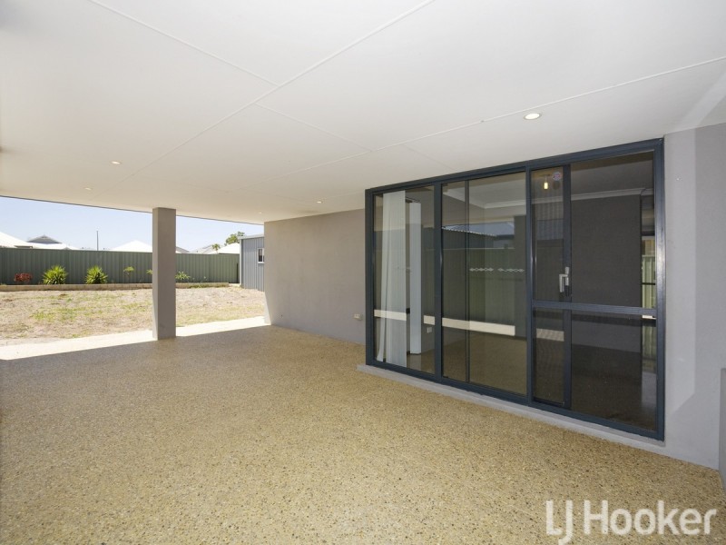 14 Bibbulmun Meander, Ravenswood WA 6208