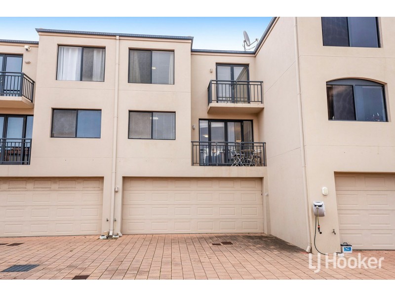 6/69 Westview Parade, Wannanup WA 6210