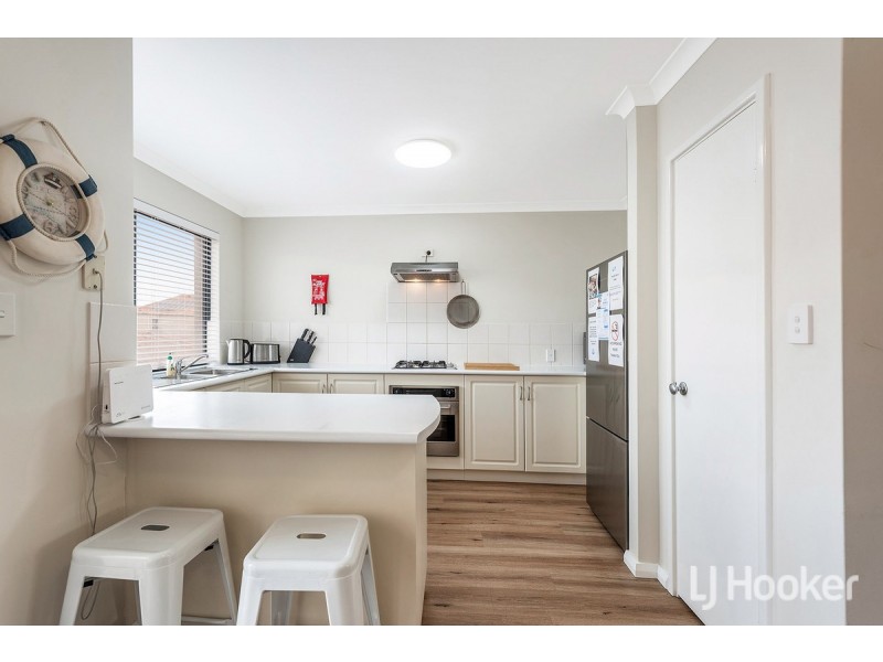 6/69 Westview Parade, Wannanup WA 6210