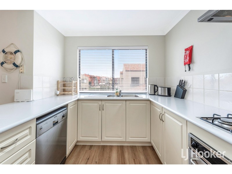 6/69 Westview Parade, Wannanup WA 6210