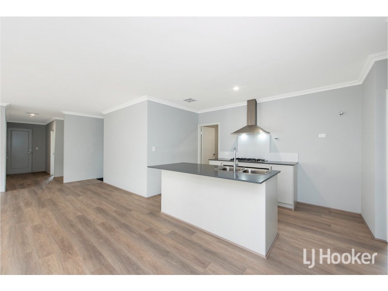 11 Huntington Street, Madora Bay WA 6210