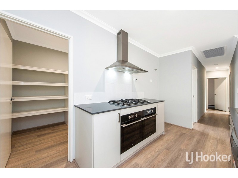 11 Huntington Street, Madora Bay WA 6210