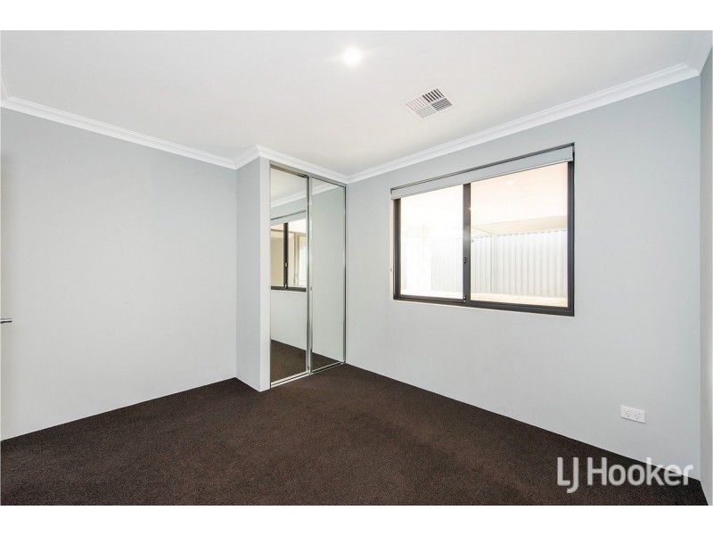 11 Huntington Street, Madora Bay WA 6210