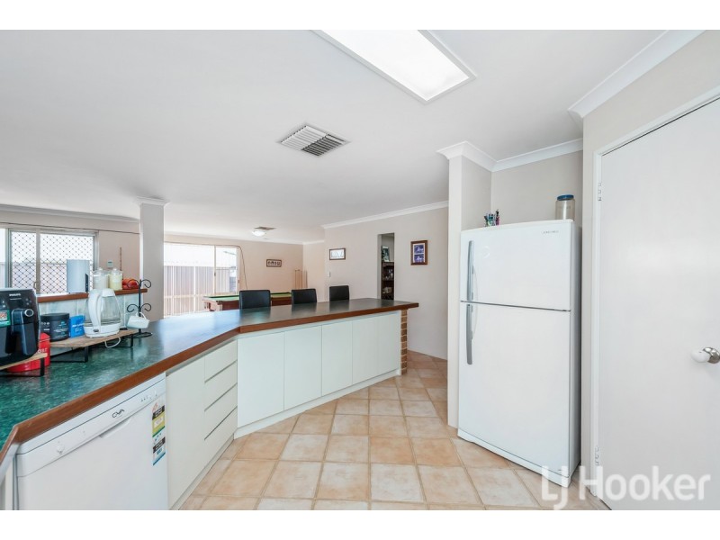 14 Peron Place, San Remo WA 6210