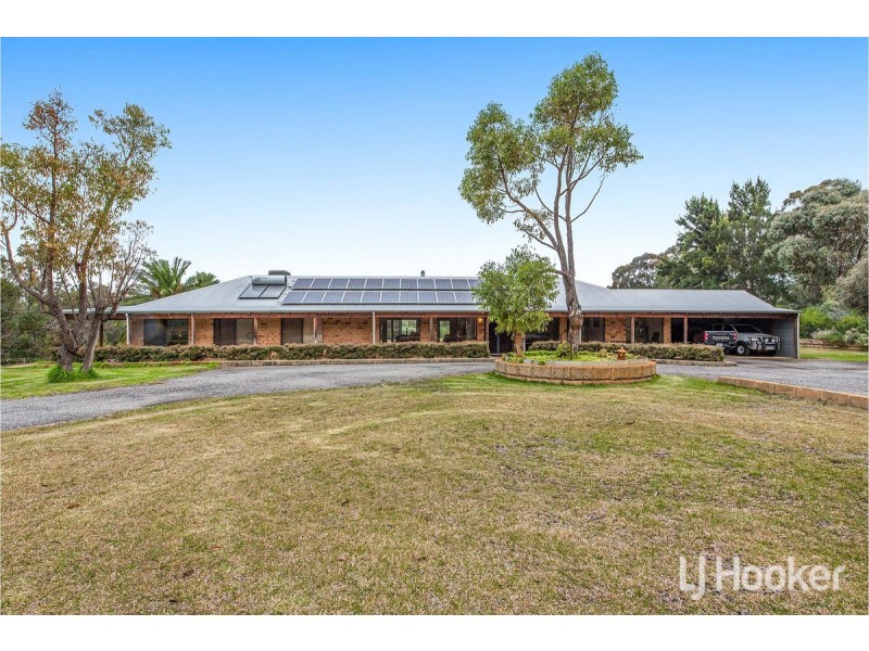 111 Mallee Drive, Karnup WA 6176