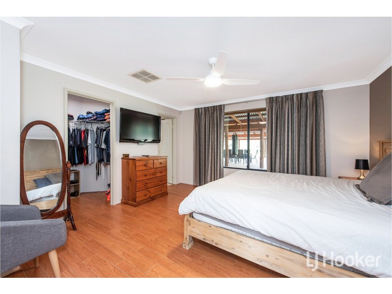 111 Mallee Drive, Karnup WA 6176