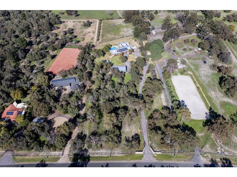 111 Mallee Drive, Karnup WA 6176