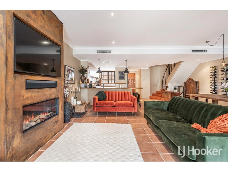 102/18 Port Quays, Wannanup WA 6210