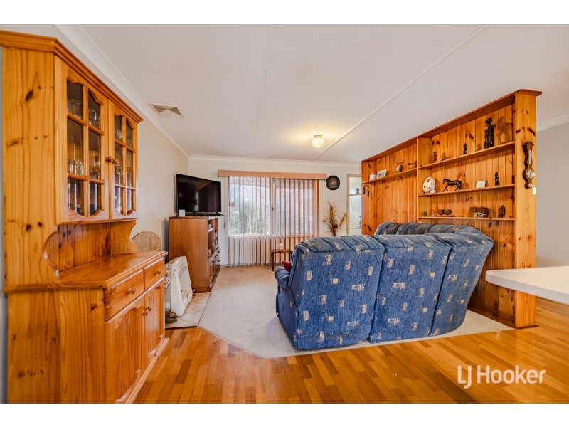 4 Banjup Road, Greenfields WA 6210