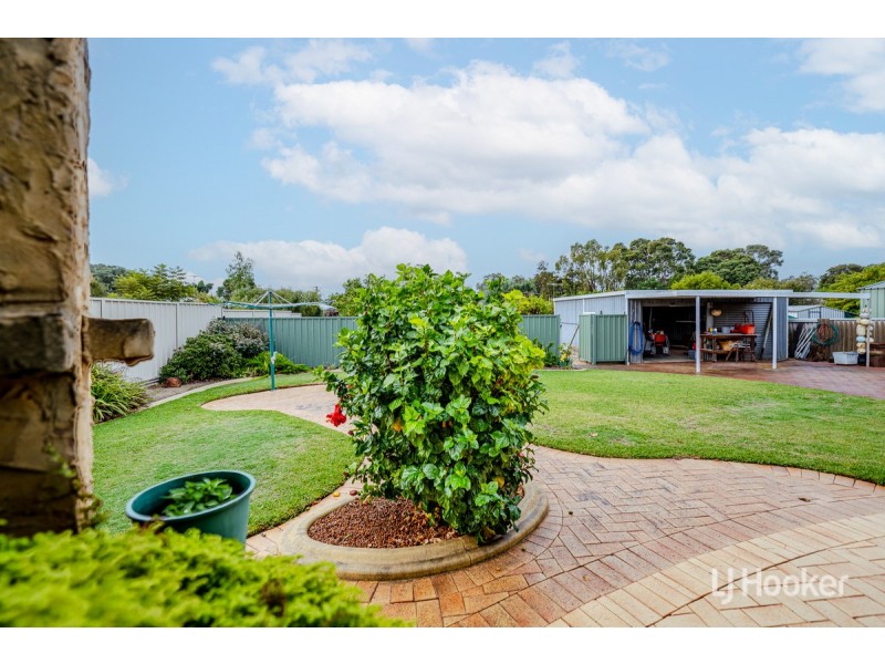 4 Banjup Road, Greenfields WA 6210