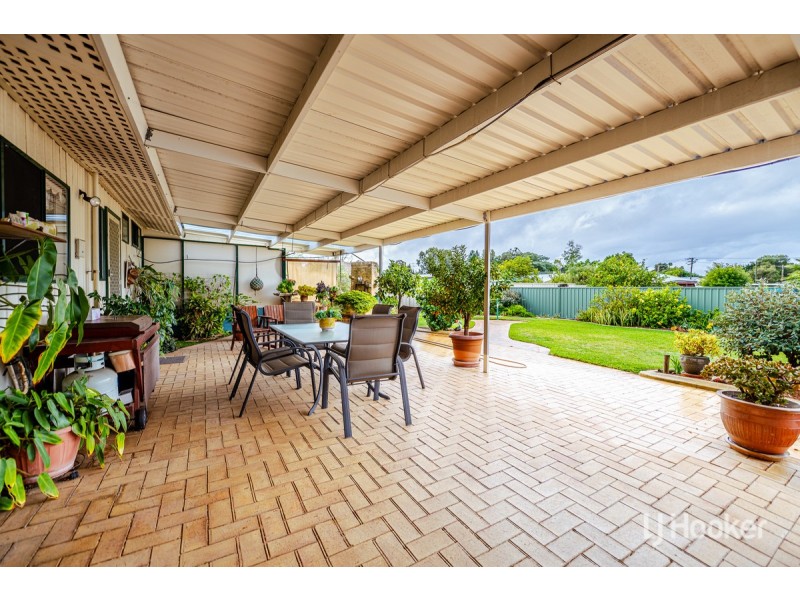 4 Banjup Road, Greenfields WA 6210