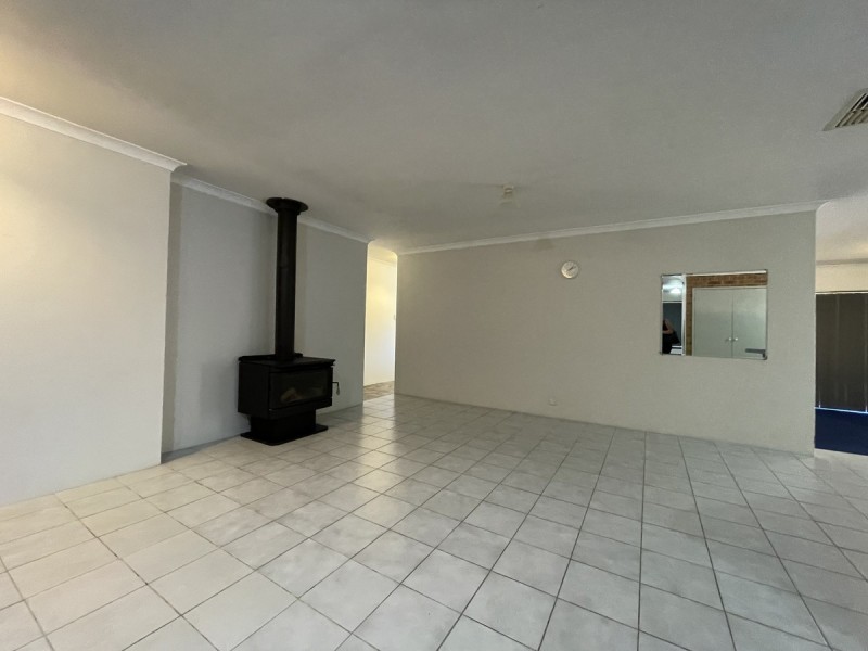 4 Wardell Loop, Dudley Park WA 6210