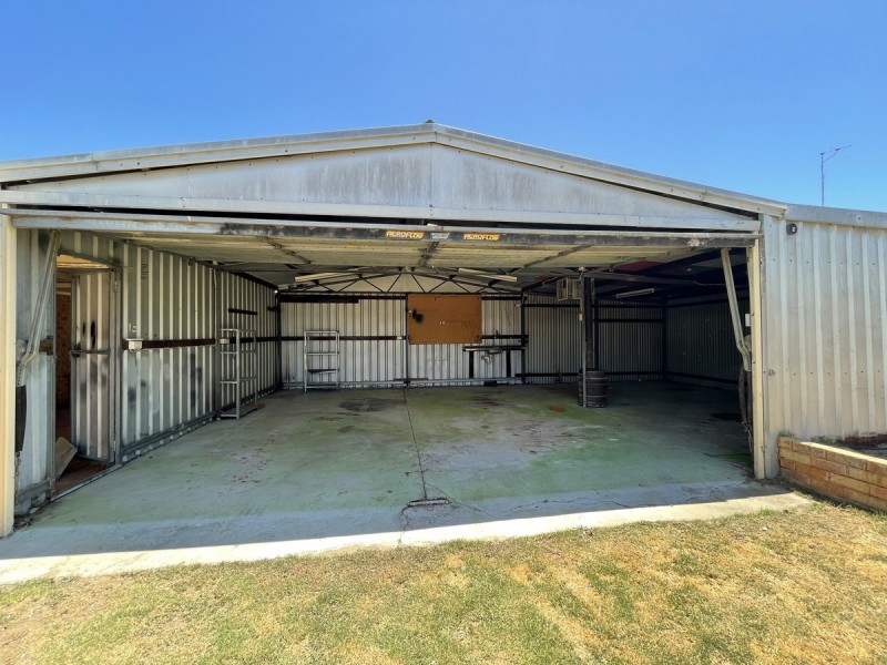 4 Wardell Loop, Dudley Park WA 6210