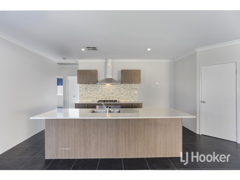 11 Broadhurst Avenue, Ravenswood WA 6208