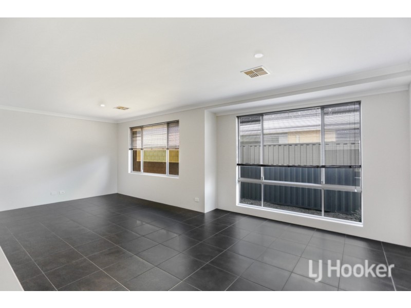 11 Broadhurst Avenue, Ravenswood WA 6208